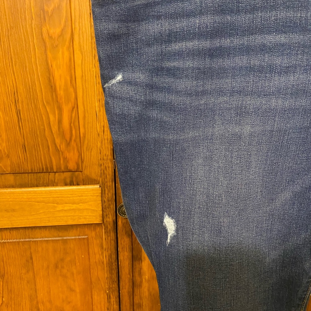 Old Navy Maternity Front-Low Panel Distressed Rockstar Super Skinny Jeans - Picture 4 of 7